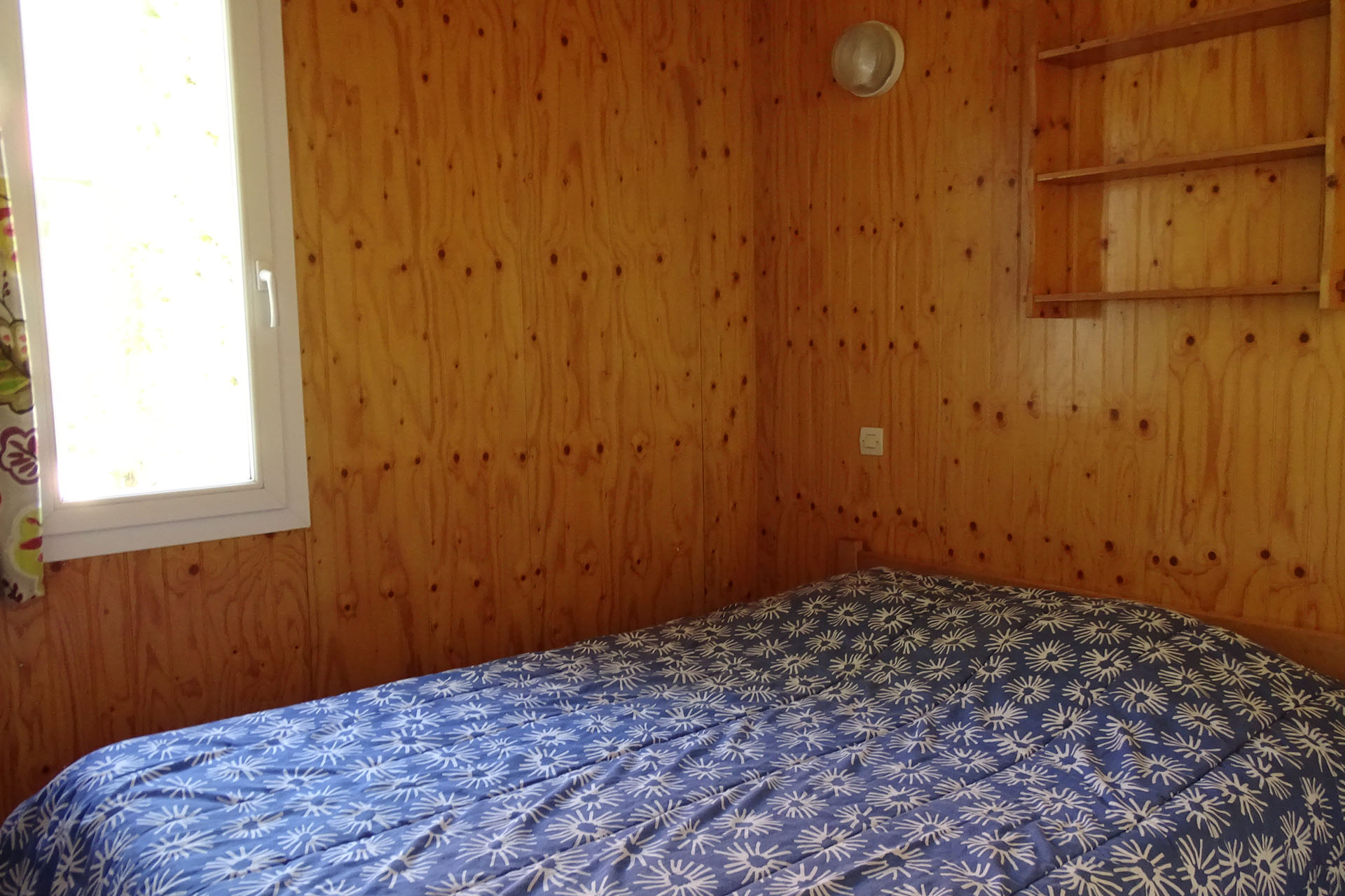 chambre double chalet location yonne bourgogne 89